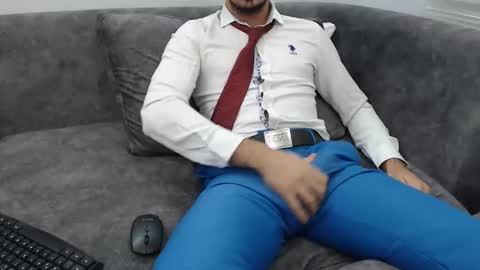 Snapshot of dirtyybooyy77 chatting on 11-08-25, 11:03 dirtyybooyy77 online show from 11-08-25, 11:03