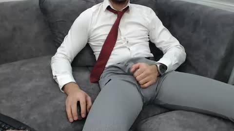 dirtyybooyy77 online show from 01-06-26, 11:18