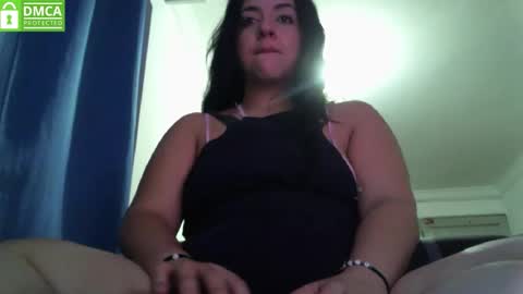 Snapshot of dirtyymom chatting on 11-12-25, 06:14 dirtyymom online show from 11-12-25, 06:14
