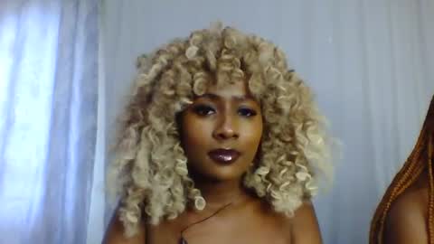 Snapshot of disah_002 chatting on 06-20-26, 10:18 disah_002 online show from 06-20-26, 10:18