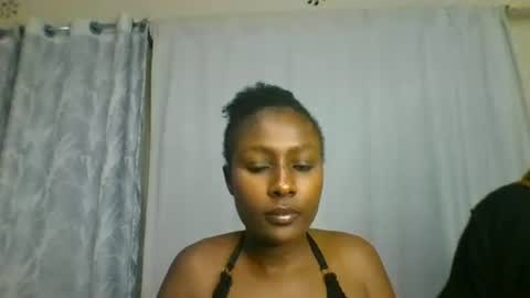 Snapshot of disah_002 chatting on 06-30-26, 12:33 disah_002 online show from 06-30-26, 12:33