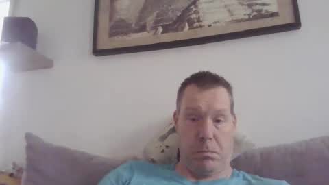 Snapshot of disney0988 chatting on 12-23-25, 10:35 disney0988 online show from 12-23-25, 10:35