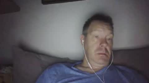 Snapshot of disney0988 chatting on 01-10-26, 04:47 disney0988 online show from 01-10-26, 04:47