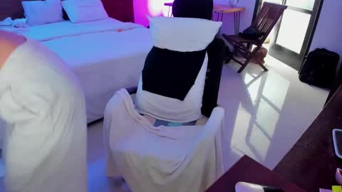 JASMINE online show from 02-15-25, 05:09