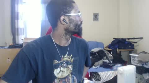 Snapshot of disr3sp3ctfully_dipp3d chatting on 12-10-24, 07:43 Your Best Worst Nightmare online show from 12-10-24, 07:43