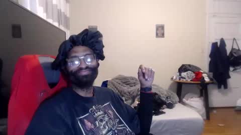 Snapshot of disr3sp3ctfully_dipp3d chatting on 03-05-25, 11:17 Your Best Worst Nightmare online show from 03-05-25, 11:17