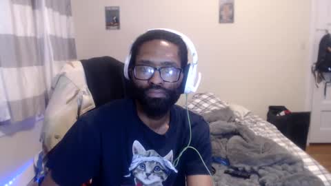 Snapshot of disr3sp3ctfully_dipp3d chatting on 09-22-25, 05:42 Your Best Worst Nightmare online show from 09-22-25, 05:42