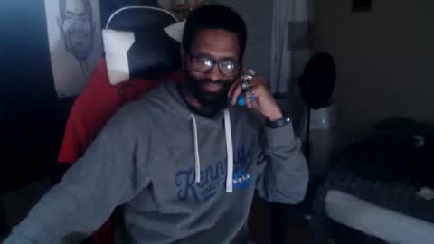 Snapshot of disr3sp3ctfully_dipp3d chatting on 11-04-25, 11:09 Your Best Worst Nightmare online show from 11-04-25, 11:09