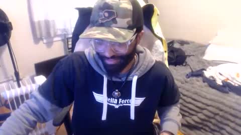 Snapshot of disr3sp3ctfully_dipp3d chatting on 03-13-26, 02:45 Your Best Worst Nightmare online show from 03-13-26, 02:45