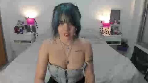 Snapshot of dissasterology chatting on 11-05-25, 02:33 Lena online show from 11-05-25, 02:33