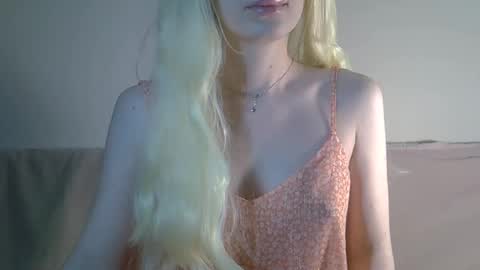 DitaMilton online show from 12-14-25, 06:56