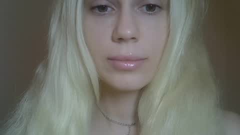 DitaMilton online show from 03-15-26, 08:37