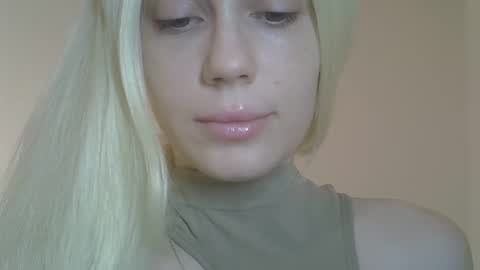 Snapshot of ditamilton chatting on 04-08-26, 05:24 DitaMilton online show from 04-08-26, 05:24