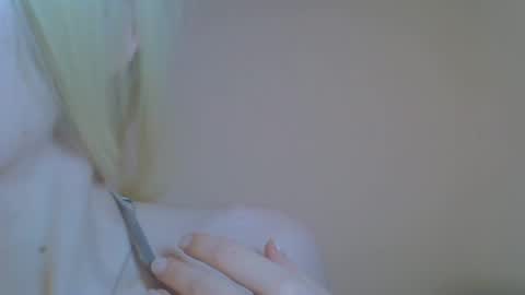 Snapshot of ditamilton chatting on 04-09-26, 08:47 DitaMilton online show from 04-09-26, 08:47