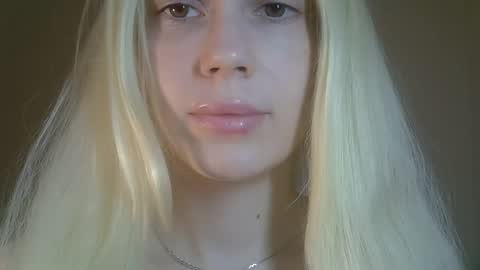 Snapshot of ditamilton chatting on 05-10-26, 08:03 DitaMilton online show from 05-10-26, 08:03