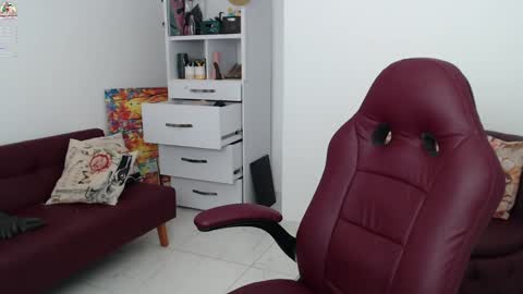 Diva online show from 12-28-24, 10:13