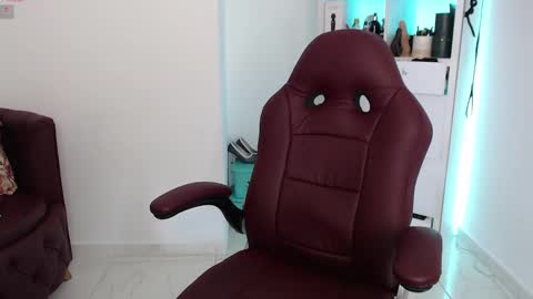 Diva online show from 02-27-25, 11:37