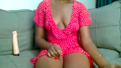 queen kinky online show from 05-15-26, 04:30