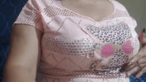 Snapshot of diviina chatting on 06-20-26, 05:27 diviina online show from 06-20-26, 05:27