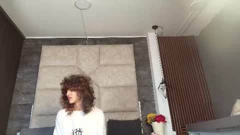 DIVINE online show from 06-15-26, 07:16