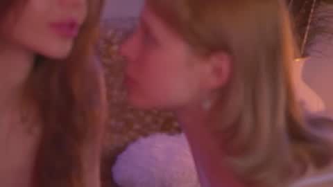 Snapshot of divine_lights chatting on 03-02-26, 05:08 Eva and Lucia online show from 03-02-26, 05:08