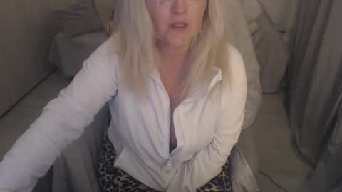 Alexxa online show from 04-13-26, 07:52