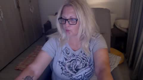 Alexxa online show from 05-25-26, 07:20