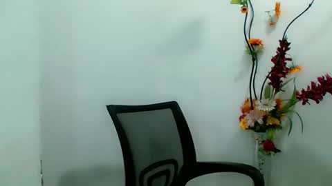 Snapshot of divinegrace10 chatting on 12-09-24, 02:56     Divine Grace Close To Your Hear online show from 12-09-24, 02:56