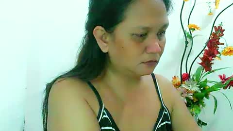 Snapshot of divinegrace10 chatting on 12-21-24, 02:26     Divine Grace Close To Your Hear online show from 12-21-24, 02:26