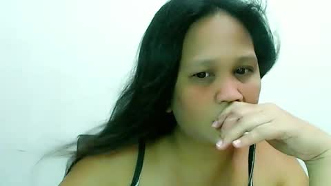 Snapshot of divinegrace10 chatting on 01-03-25, 02:43     Divine Grace Close To Your Hear online show from 01-03-25, 02:43