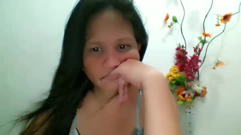 Snapshot of divinegrace10 chatting on 02-14-25, 02:28     Divine Grace Close To Your Hear online show from 02-14-25, 02:28