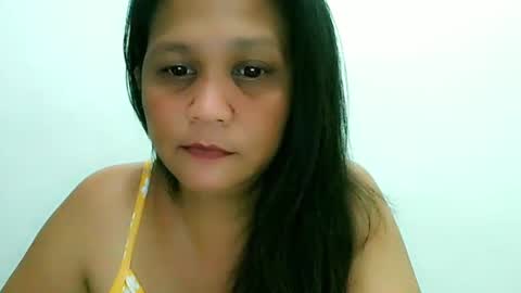 Snapshot of divinegrace10 chatting on 02-17-25, 07:04     Divine Grace Close To Your Hear online show from 02-17-25, 07:04