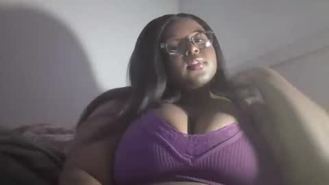 divinenicole22 online show from 02-16-25, 02:42