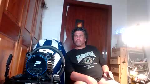 Snapshot of divitimido chatting on 04-21-26, 06:52 divitimido online show from 04-21-26, 06:52