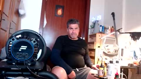 Snapshot of divitimido chatting on 04-29-26, 10:30 divitimido online show from 04-29-26, 10:30