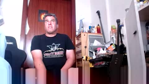Snapshot of divitimido chatting on 05-20-26, 02:45 divitimido online show from 05-20-26, 02:45