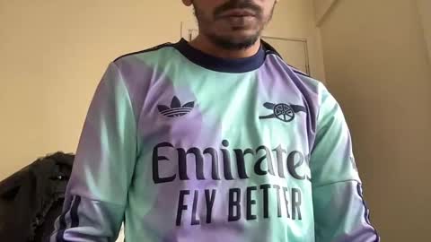 Snapshot of divyesh69 chatting on 04-28-26, 01:49 IndianLad online show from 04-28-26, 01:49
