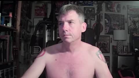 dix_handley_50 online show from 03-25-26, 12:11