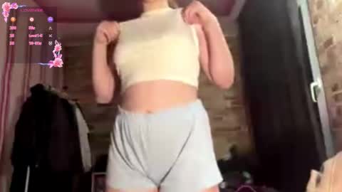 Lily online show from 10-29-25, 02:19