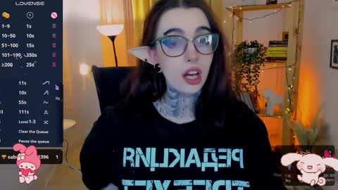 dixipixi_ online show from 02-09-25, 08:54