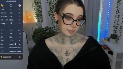 dixipixi_ online show from 05-07-26, 05:57