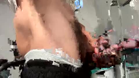 Snapshot of dixkzilla chatting on 10-23-25, 05:55 dixkzilla online show from 10-23-25, 05:55