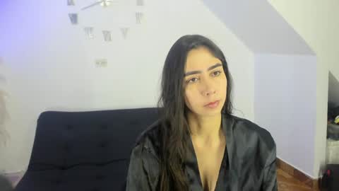 Snapshot of dixmel chatting on 05-17-26, 01:14 DIXMEL online show from 05-17-26, 01:14