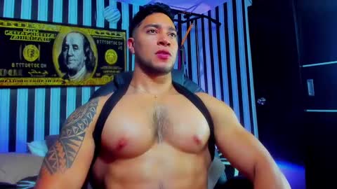 Snapshot of dixon_ray_ chatting on 12-18-24, 03:47 Dixon online show from 12-18-24, 03:47