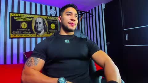 Snapshot of dixon_ray_ chatting on 01-06-25, 01:31 Dixon online show from 01-06-25, 01:31