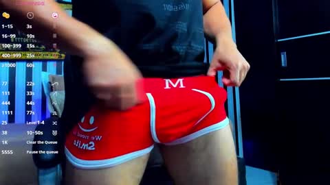 Snapshot of dixon_ray_ chatting on 02-07-25, 03:12 Dixon online show from 02-07-25, 03:12