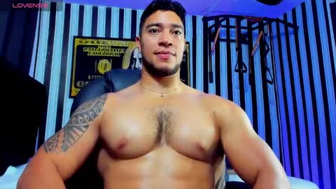 Snapshot of dixon_ray_ chatting on 03-10-25, 03:56 Dixon online show from 03-10-25, 03:56