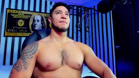 Snapshot of dixon_ray_ chatting on 03-11-25, 10:42 Dixon online show from 03-11-25, 10:42