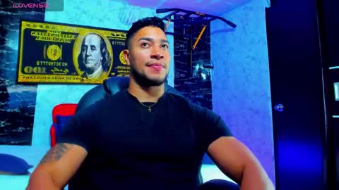 Snapshot of dixon_ray_ chatting on 09-23-25, 12:24 Dixon online show from 09-23-25, 12:24