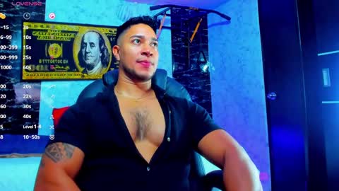 Snapshot of dixon_ray_ chatting on 10-09-25, 02:31 Dixon online show from 10-09-25, 02:31